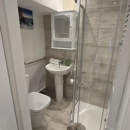 Appartamento & Stylish, Two Bed, Two Bath